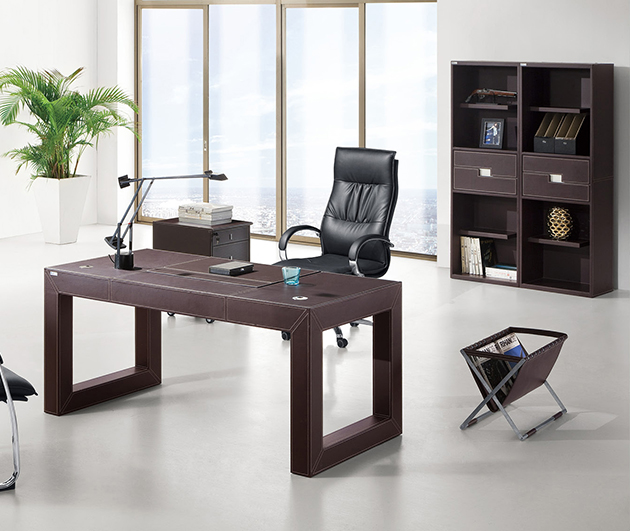 皮制办公桌 TBS372